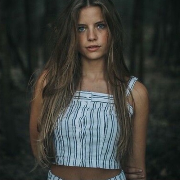 Brandy Melville Tops - Brandy Melville Bustier Crop Top White Blue Stripe Button Up Tank Linen Cotton